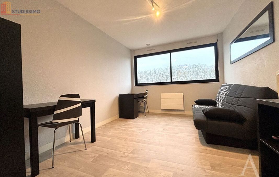 Studio meublé 19m² Bourges - Dernier étage, lumineux - Photo 3