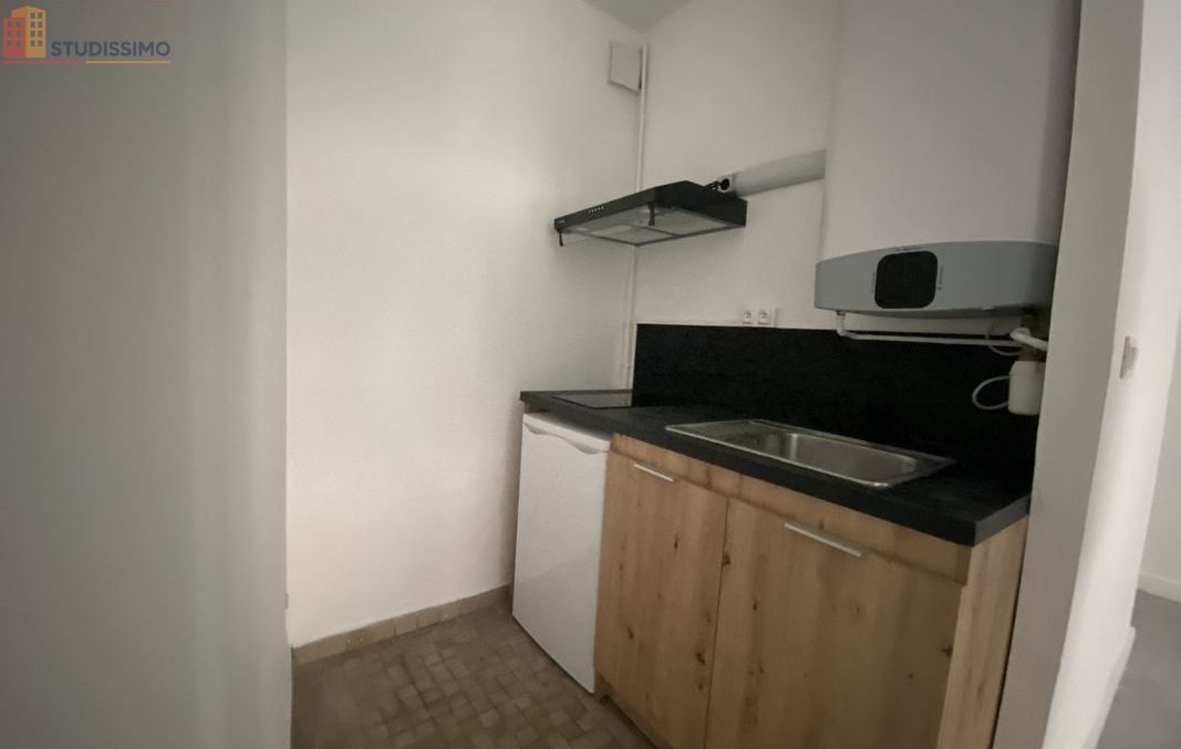 Studio 22m² Vierzon 18100 - Photo 2