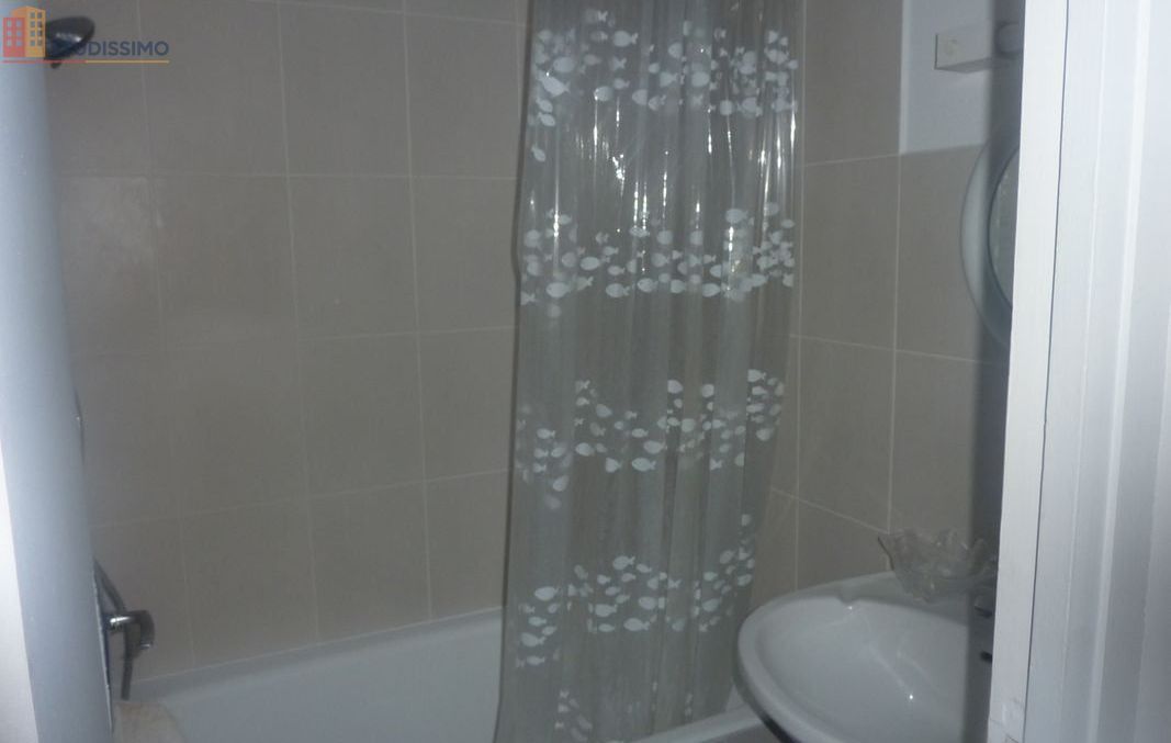 Studio meublé 21m² Bourges - Idéal étudiant, calme - Photo 2