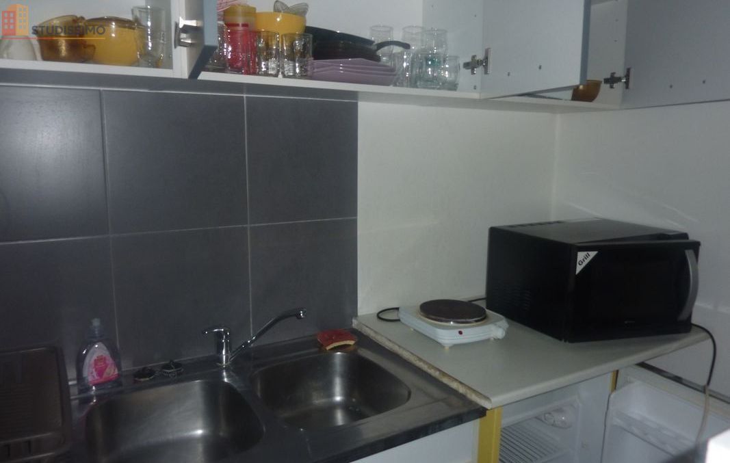 Studio meublé 21m² Bourges - Idéal étudiant, calme - Photo 1
