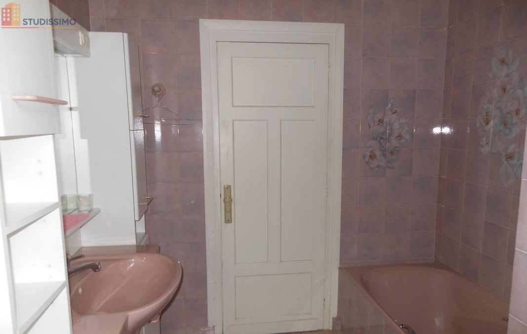 Studio meublé 16m² Bourges - Meublé, lumineux - Photo 2