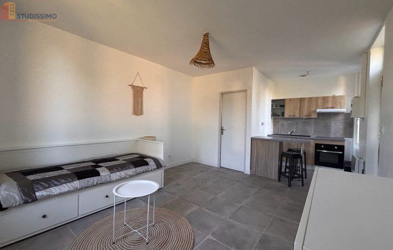 Studio meublé 25m² Vierzon - Terrain, meublé - Photo 5
