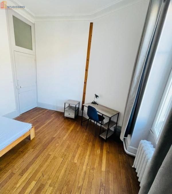 Studio meublé 13m² Bourges - Meublé, lumineux - Photo 1