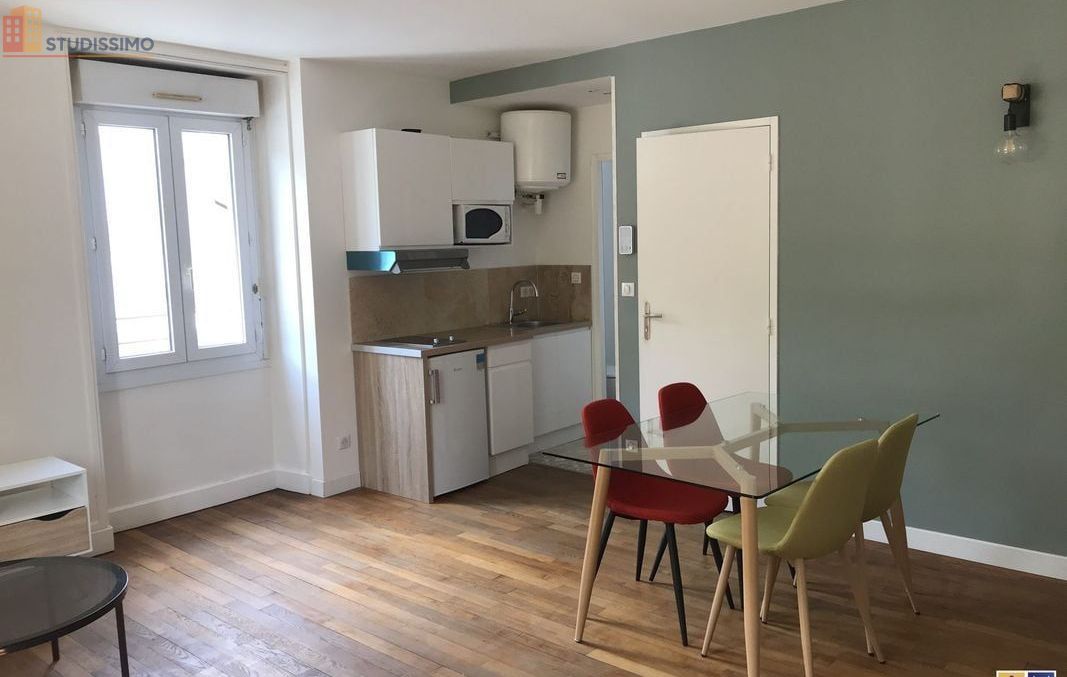 Studio meublé 23m² Bourges - Meublé, 1ère étage - Photo 8