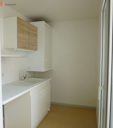 Studio 30m² Orval 18200 - Photo 1