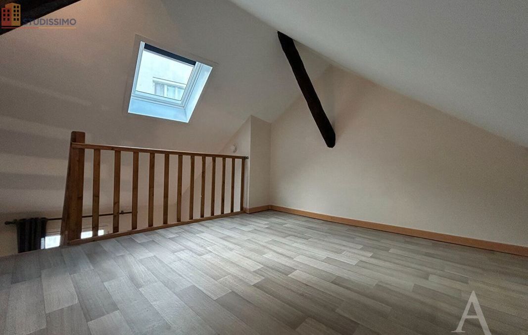 Studio 22m² Bourges - Duplex, DPE D - Photo 10