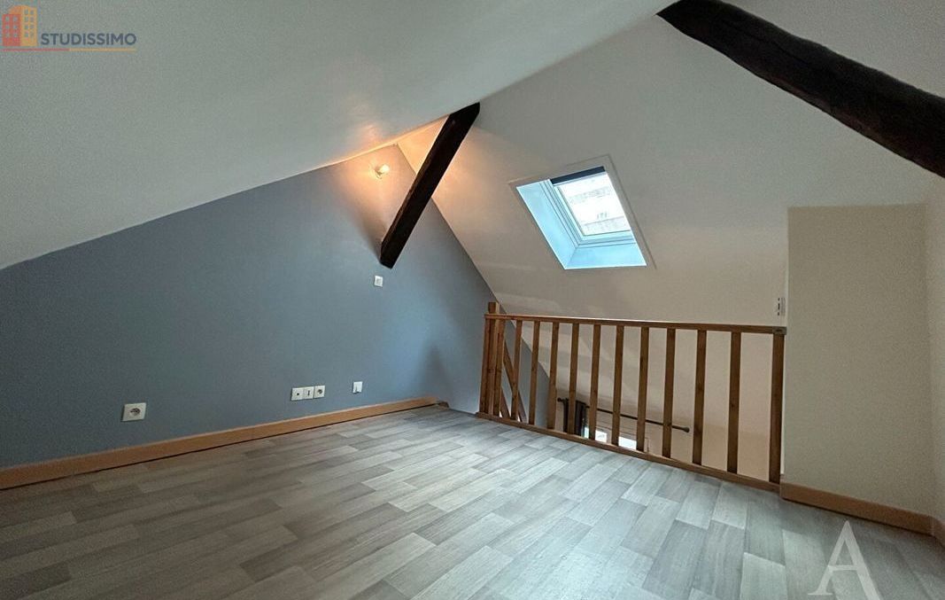 Studio 22m² Bourges - Duplex, DPE D - Photo 9
