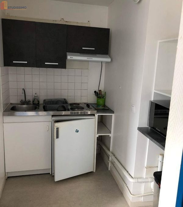 Studio meublé 18m² Bourges 18000 - Disponible, meublé - Photo 2