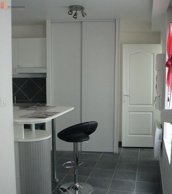 Studio meublé 21m² Bourges centre-ville - Meublé, 1er étage - Photo 1