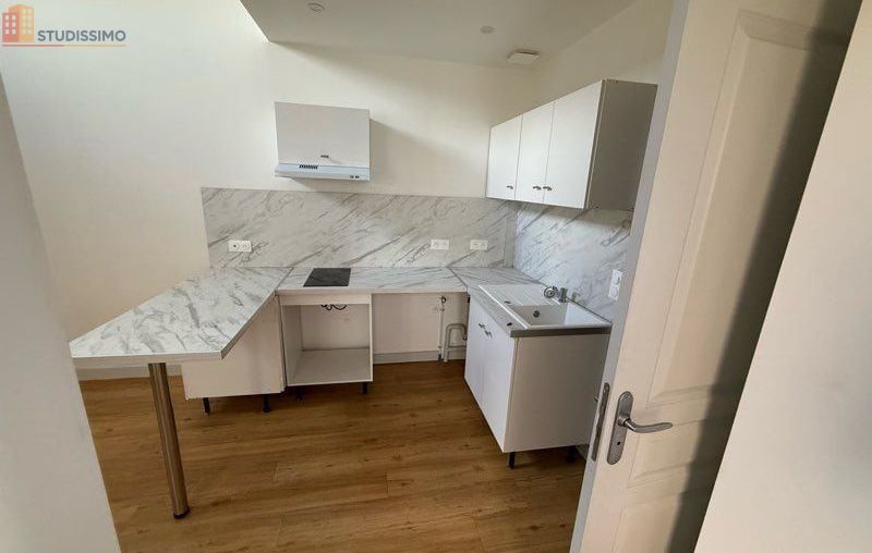 Studio 25m² Neuvy-sur-Barangeon - - Photo 5