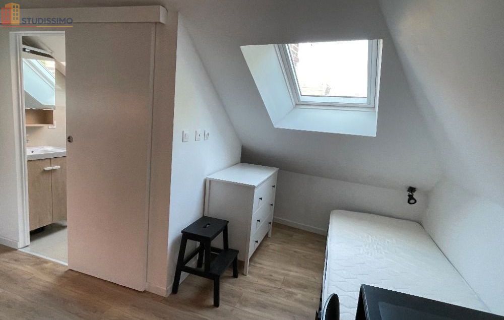 Studio 14m² Bourges - Face INSA, lumineux - Photo 2