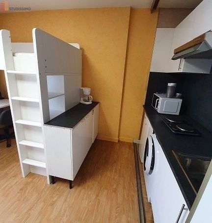 Studio meublé 27m² Bourges centre - Équipé, proche commodités - Photo 2