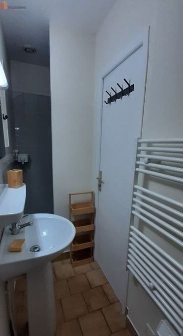 Studio meublé 20m² Bourges centre-ville - Meublé, lumineux - Photo 2