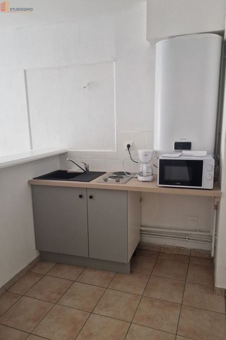 Studio meublé 30m² Saint-Amand-Montrond - Meublé, 1 chambre - Photo 1