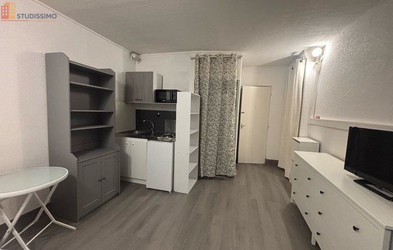 Studio meublé 19m² Saint-Amand-Montrond - Meublé, DPE C - Photo 4