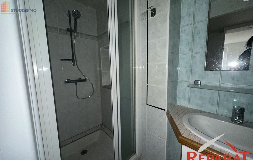 Studio meublé 25m² Brive-la-Gaillarde - Meublé, 3e étage - Photo 5