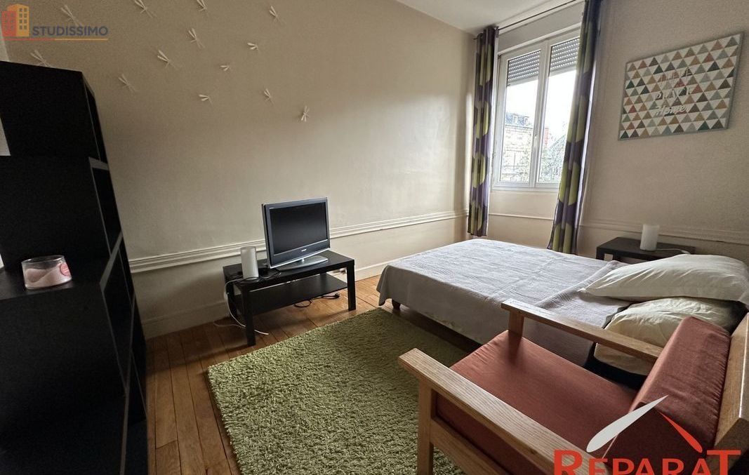 Studio à Brive-la-Gaillarde