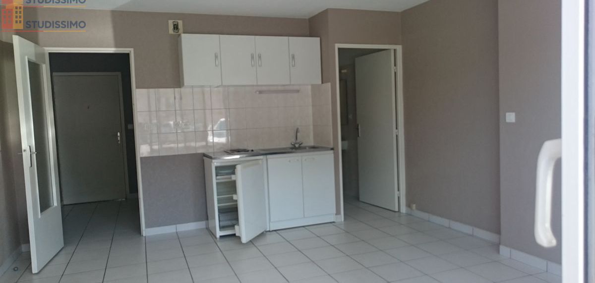 Studio 30m² Brive-la-Gaillarde centre - Parking disponible - Photo 3