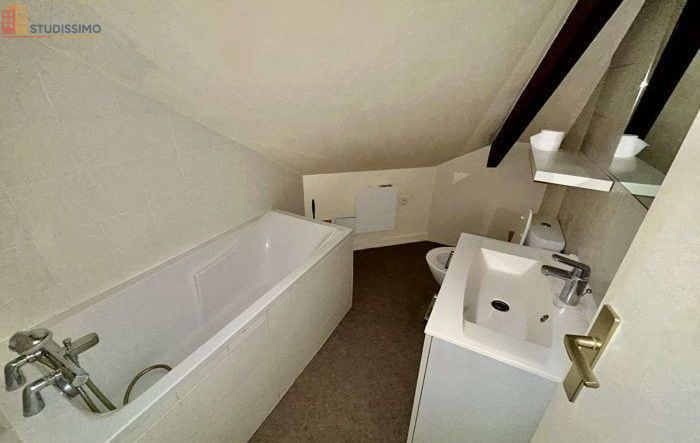 Studio 22m² Dijon 21000 - Duplex, lumineux - Photo 4