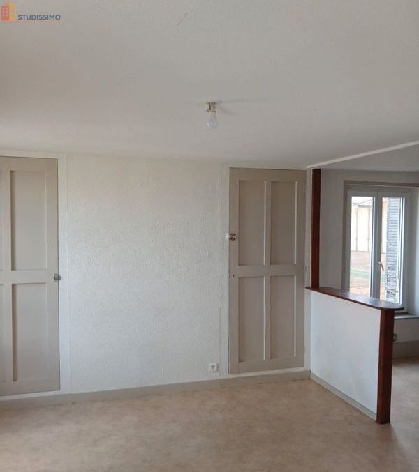 Studio 30m² Auxonne - 1er étage, DPE D - Photo 2