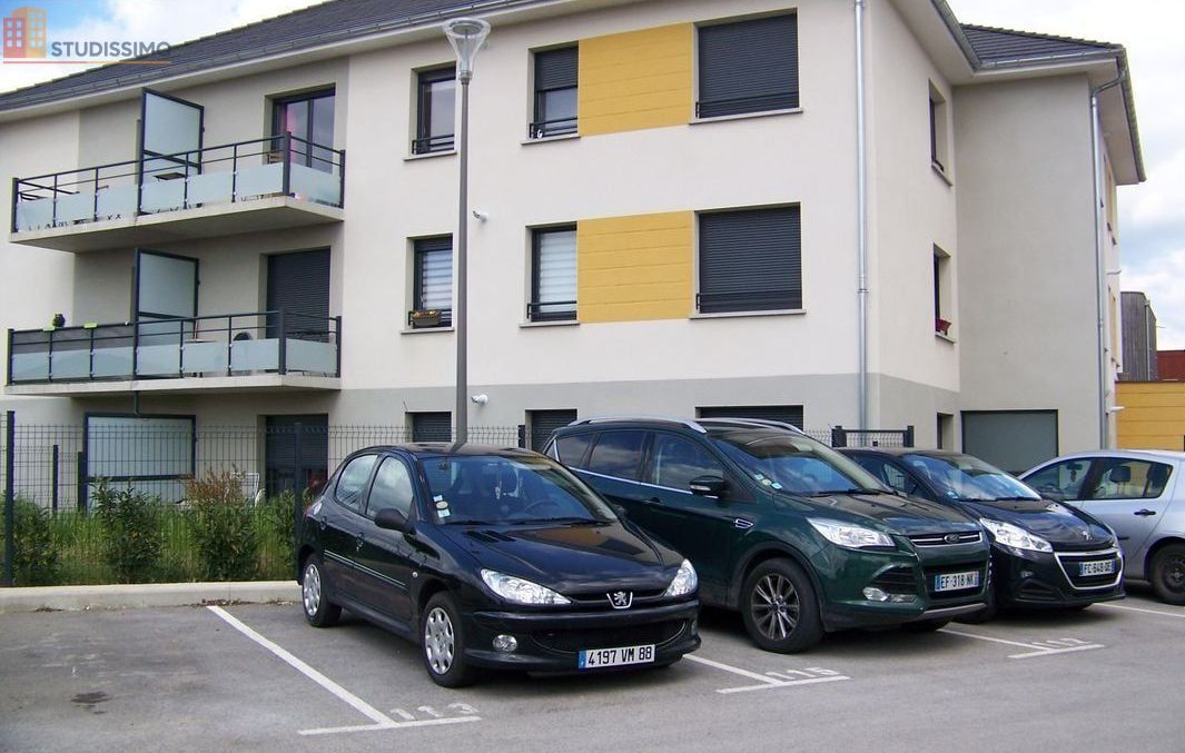 Studio à Neuilly-Crimolois