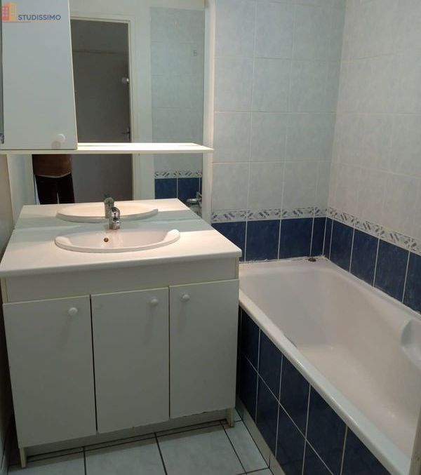 Studio meublé 34m² Dijon centre - Piscine, étage élevé - Photo 5