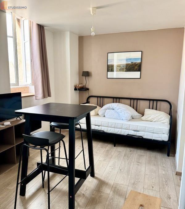 Studio meublé 20m² Beaune centre - Lumineux, 3e étage - Photo 4