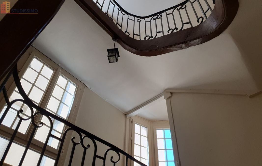 Studio meublé 22m² Beaune centre historique - Calme, lumineux - Photo 4