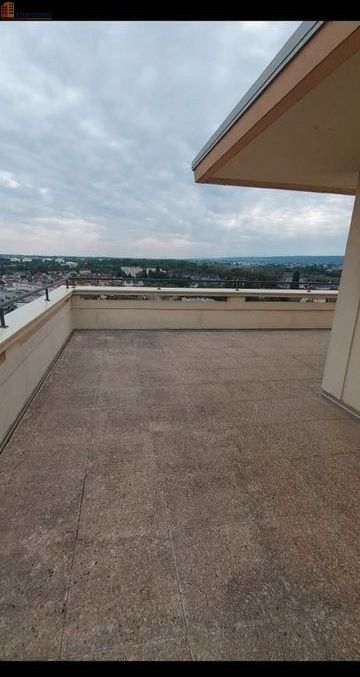 Studio meublé 26m² Dijon centre - Parking, dernier étage - Photo 0
