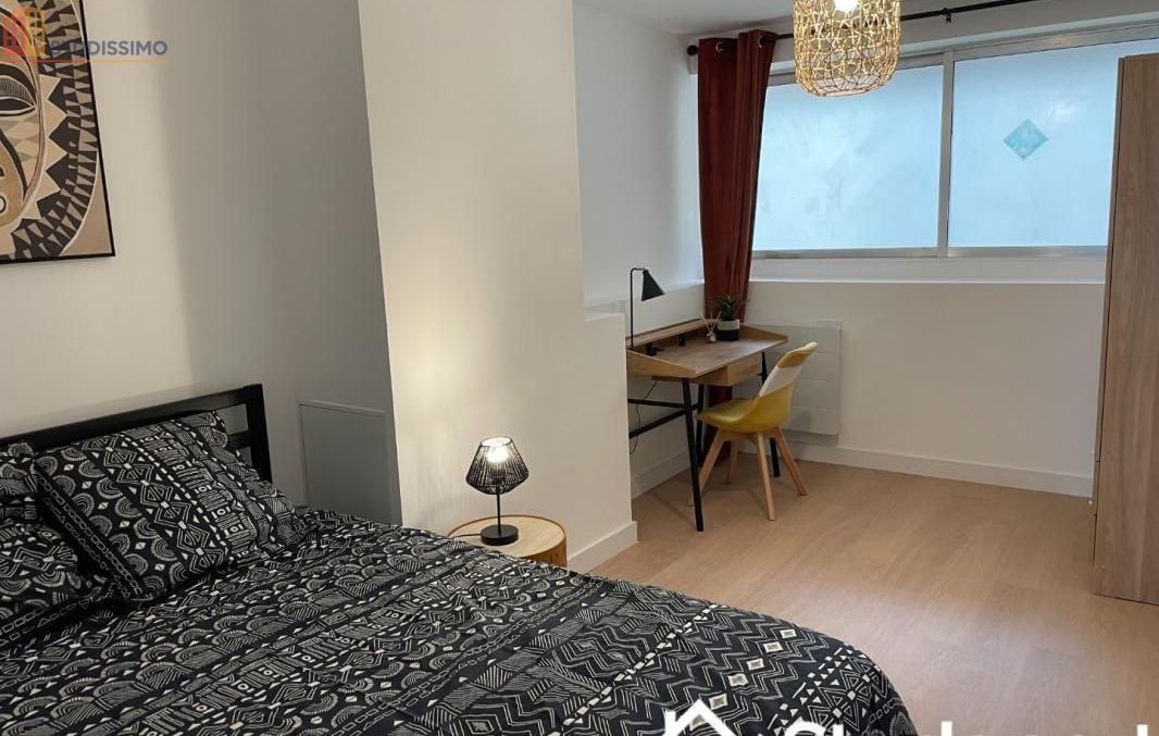 Studio meublé 8m² Saint-Brieuc - Petite surface, meublé - Photo 2