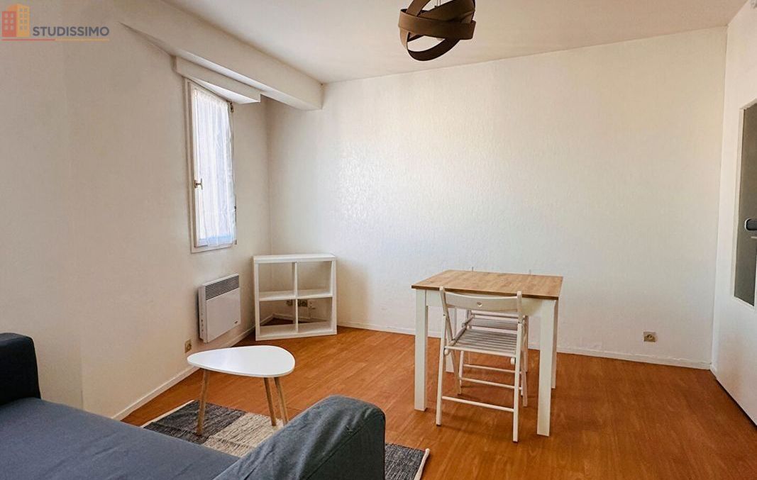 Studio meublé 27m² Saint-Brieuc - Meublé, DPE D - Photo 2