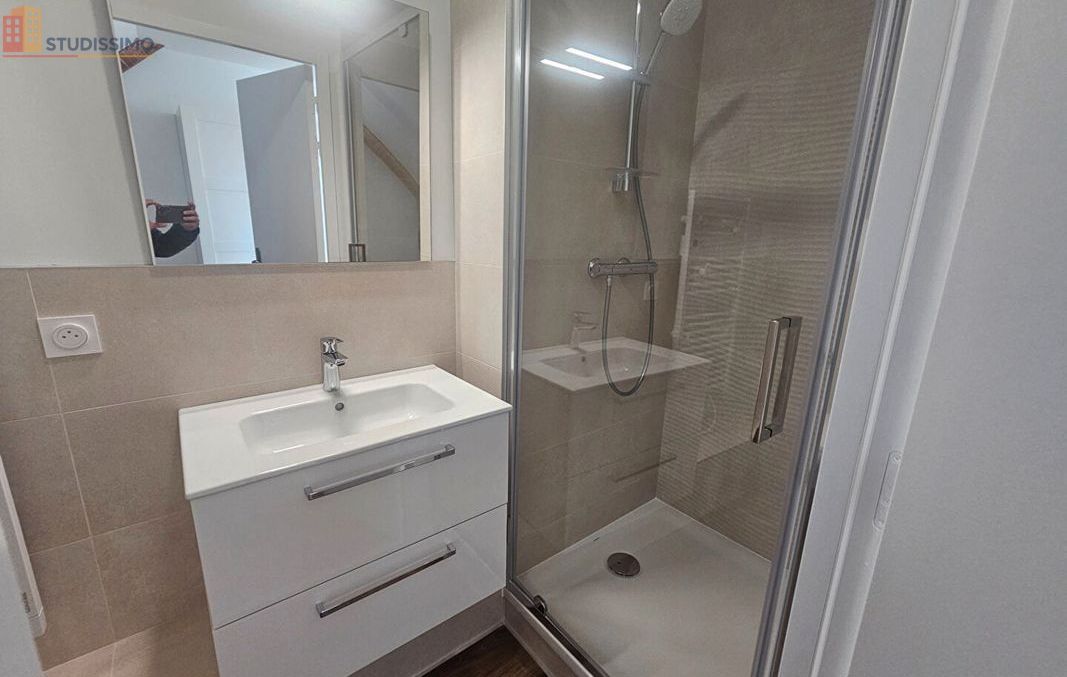 Studio 14m² Saint-Brieuc - Étage 2/2, DPE B - Photo 1