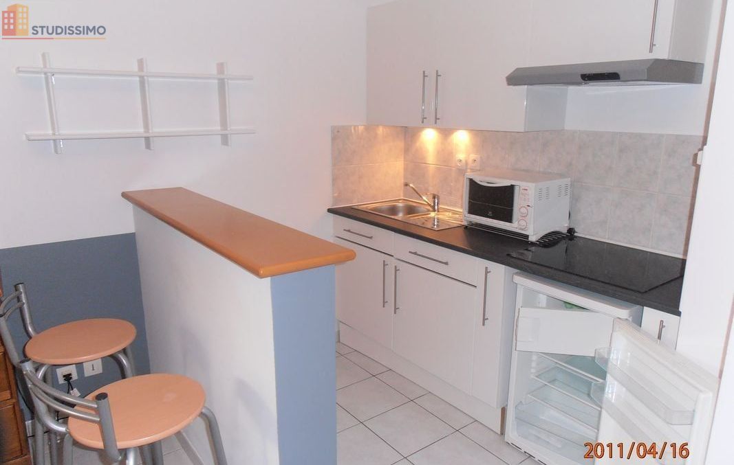 Studio meublé 25m² Saint-Brieuc - Résidence sécurisée, jardinet - Photo 1