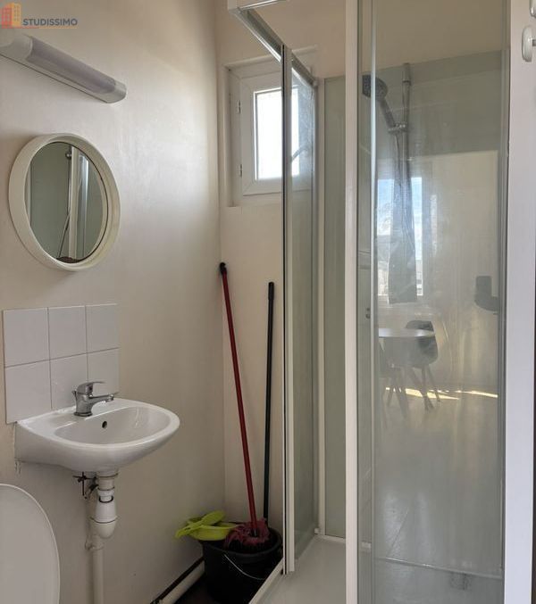 Studio meublé 29m² Saint-Brieuc - Meublé, 3e étage - Photo 11
