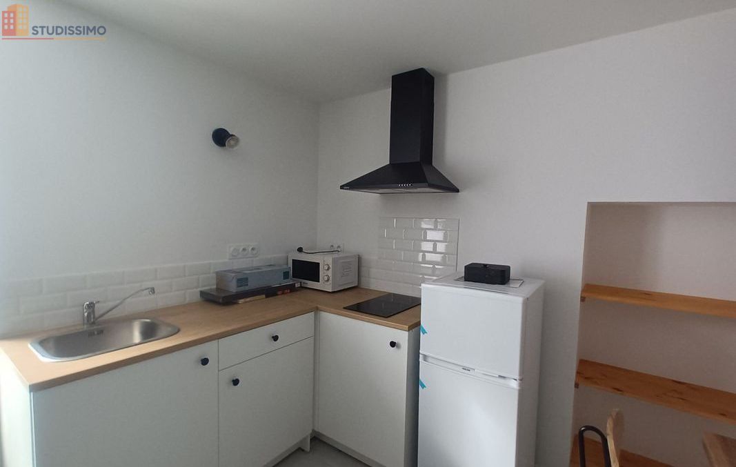 Studio meublé 24m² Loudéac - Meublé, lumineux - Photo 2