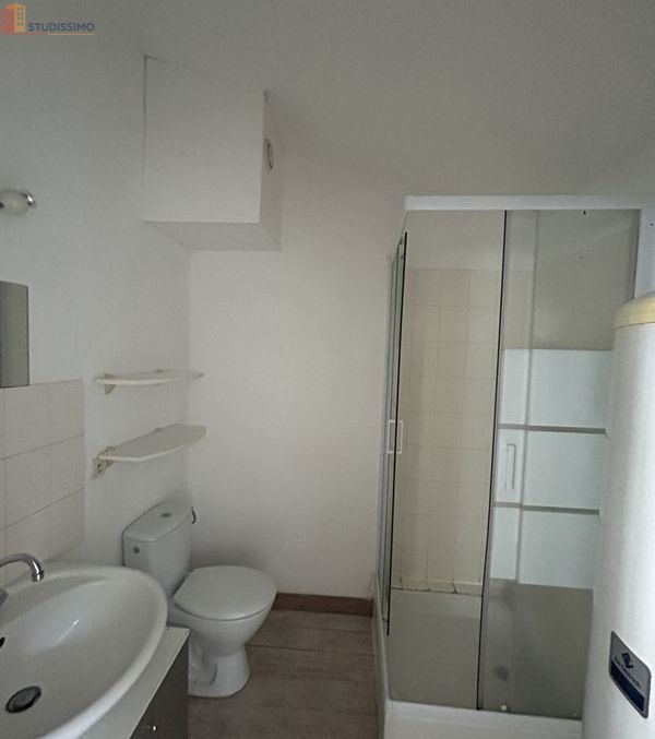 Studio 25m² Lannion - 1 pièce, DPE F - Photo 1