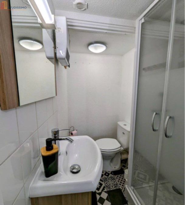 Studio meublé 25m² Saint-Brieuc - Meublé, DPE D - Photo 2