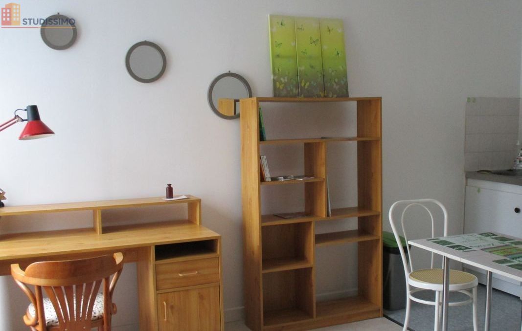Studio meublé 28m² Guingamp - Plein centre, orienté sud - Photo 4