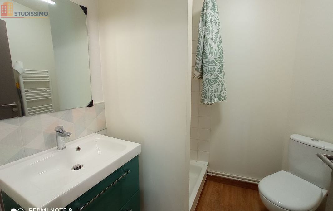 Studio 21m² Saint-Brieuc - Meublé, étage 1/2 - Photo 1