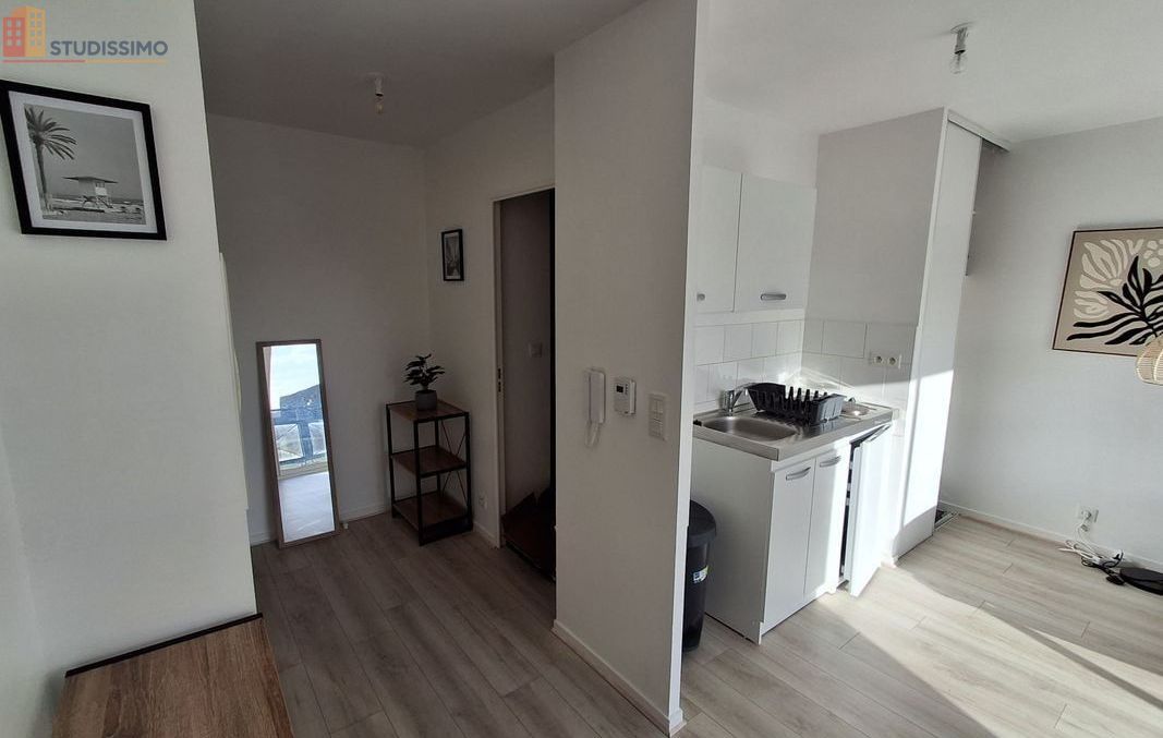 Studio meublé 25m² Ploufragan - Rénové, lumineux - Photo 1