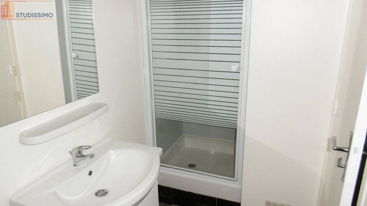 Studio meublé 33m² Aubusson - Meublé, 1er étage - Photo 1