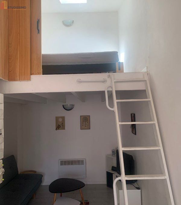 Studio meublé 23m² Bergerac centre-ville - Duplex, lumineux - Photo 2