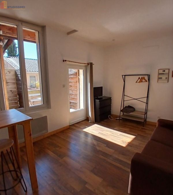 Studio meublé 20m² Bergerac - Terrasse, proche église - Photo 2
