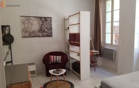 Studio meublé 28m² Périgueux centre - Face cathédrale, lumineux - Photo 1
