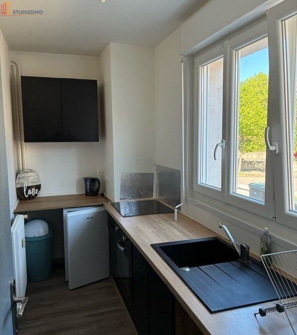 Studio meublé 20m² Besançon centre - Meublé, lumineux - Photo 2