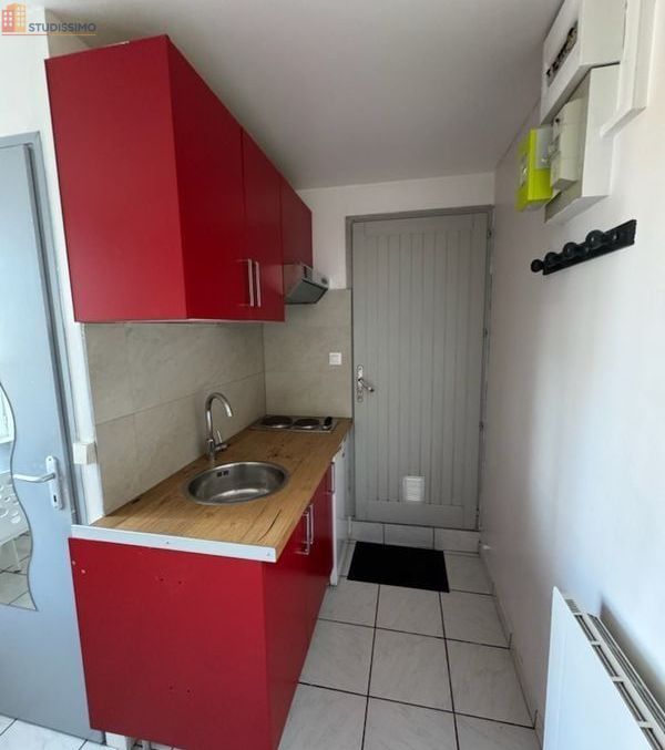 Studio meublé 14m² Besançon centre - Calme, lumineux - Photo 3