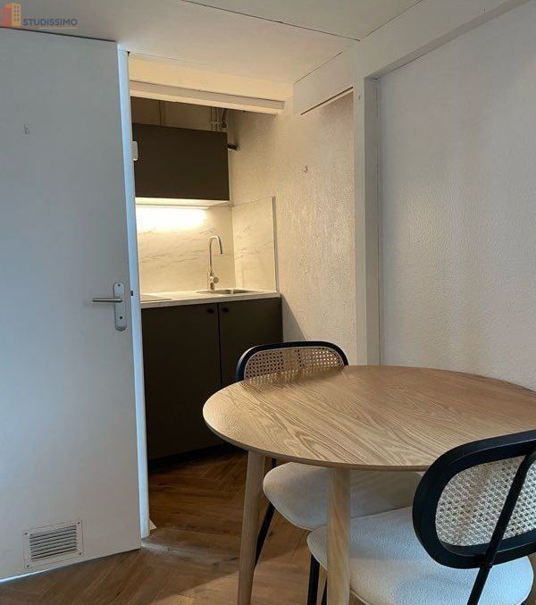 Studio meublé 16m² Besançon 25000 - Meublé, 2e étage - Photo 4