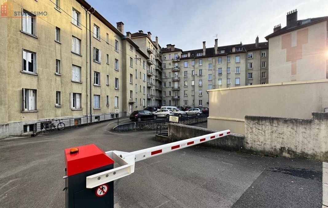 Studio meublé 11m² Besançon centre - Étage élevé, lumineux - Photo 17