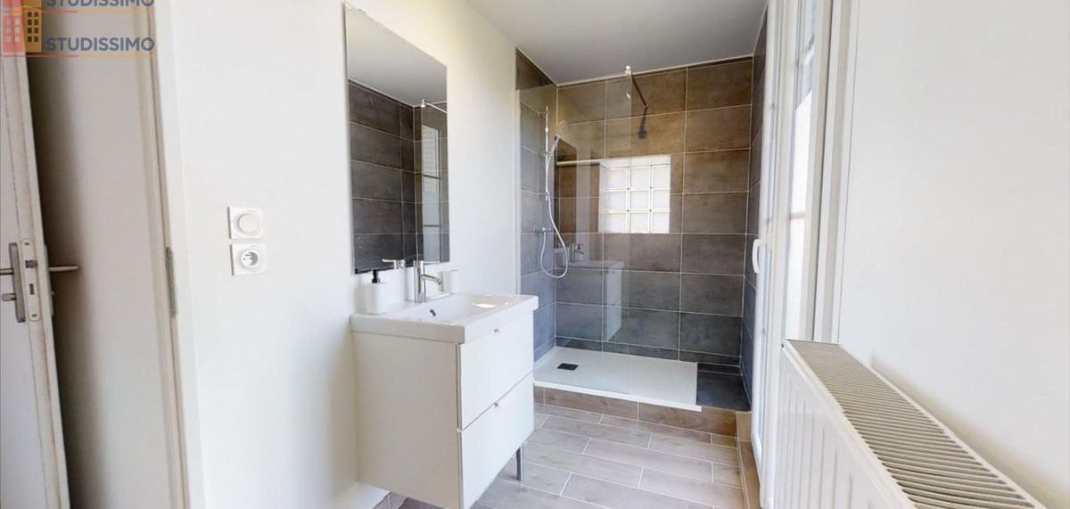 Studio meublé 15m² Besançon 25000 - Meublé, 2e étage - Photo 2