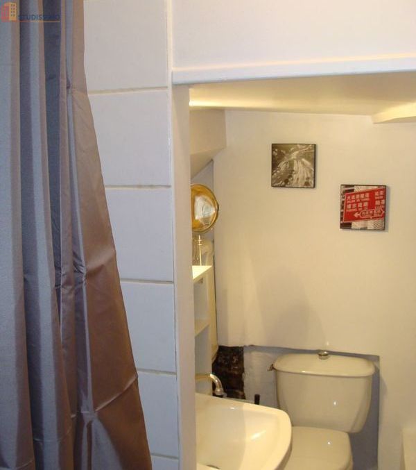 Studio meublé 10m² Besançon 25000 - Résidence sécurisée - Photo 1